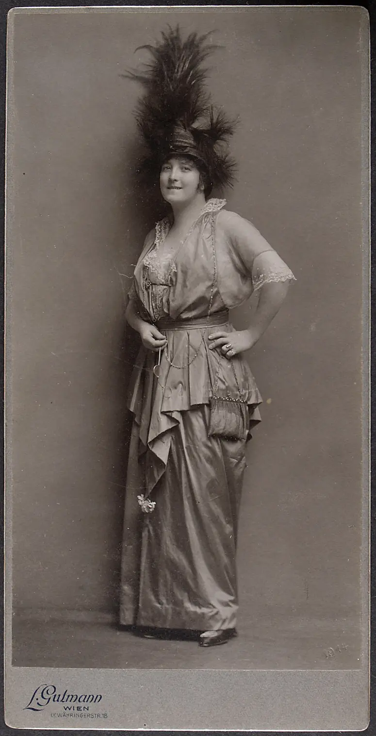 Ella Hofer