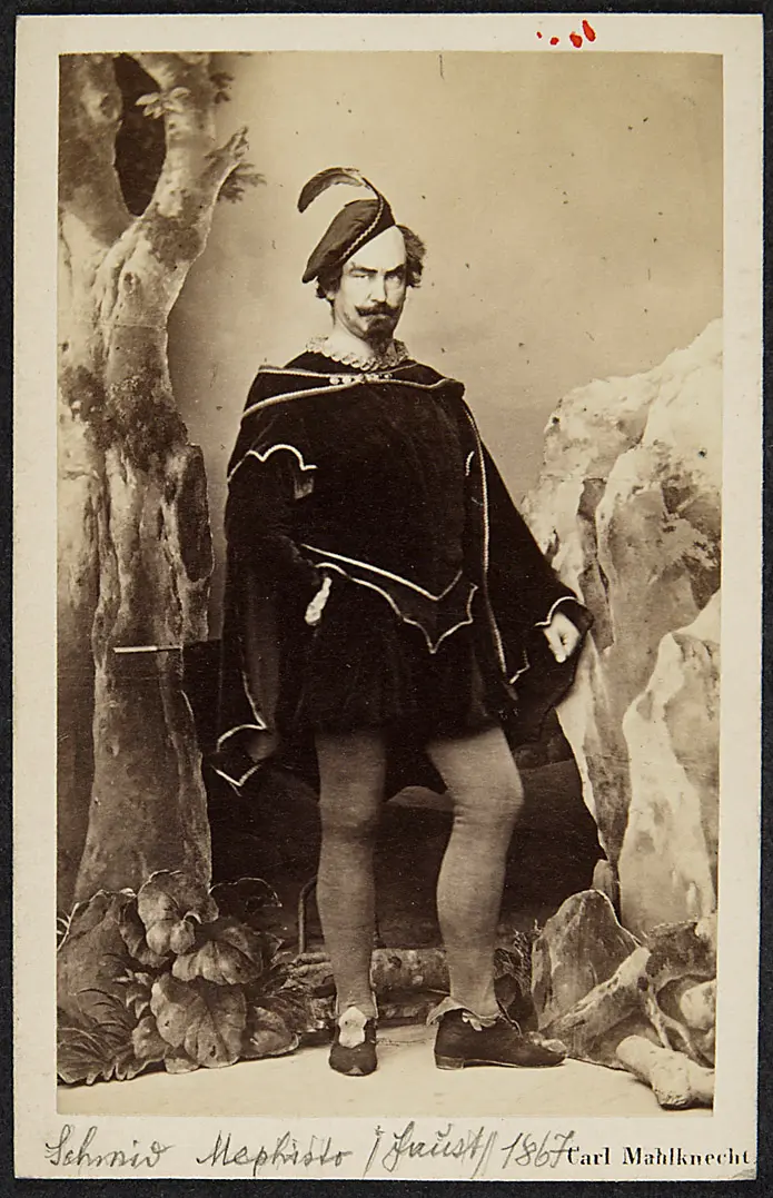Dr. Karl Schmid, Verweis auf Stücktitel: Faust
