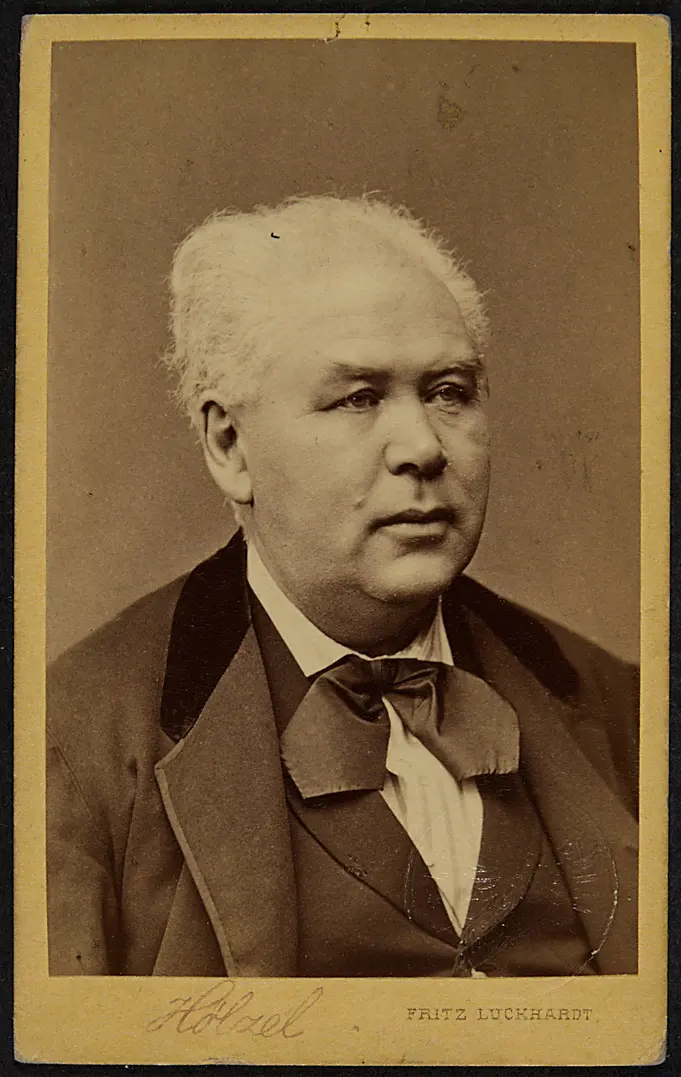 Gustav Hölzel