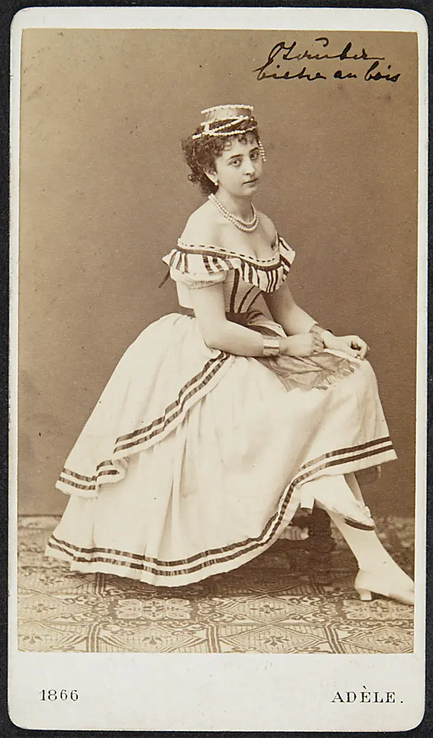 Louise Stauber
