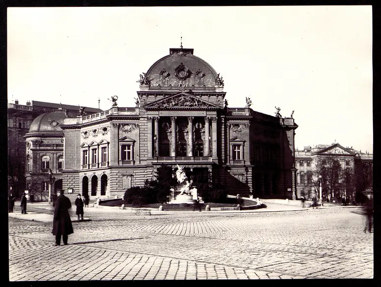 Bau: Wien: Deutsches Volkstheater