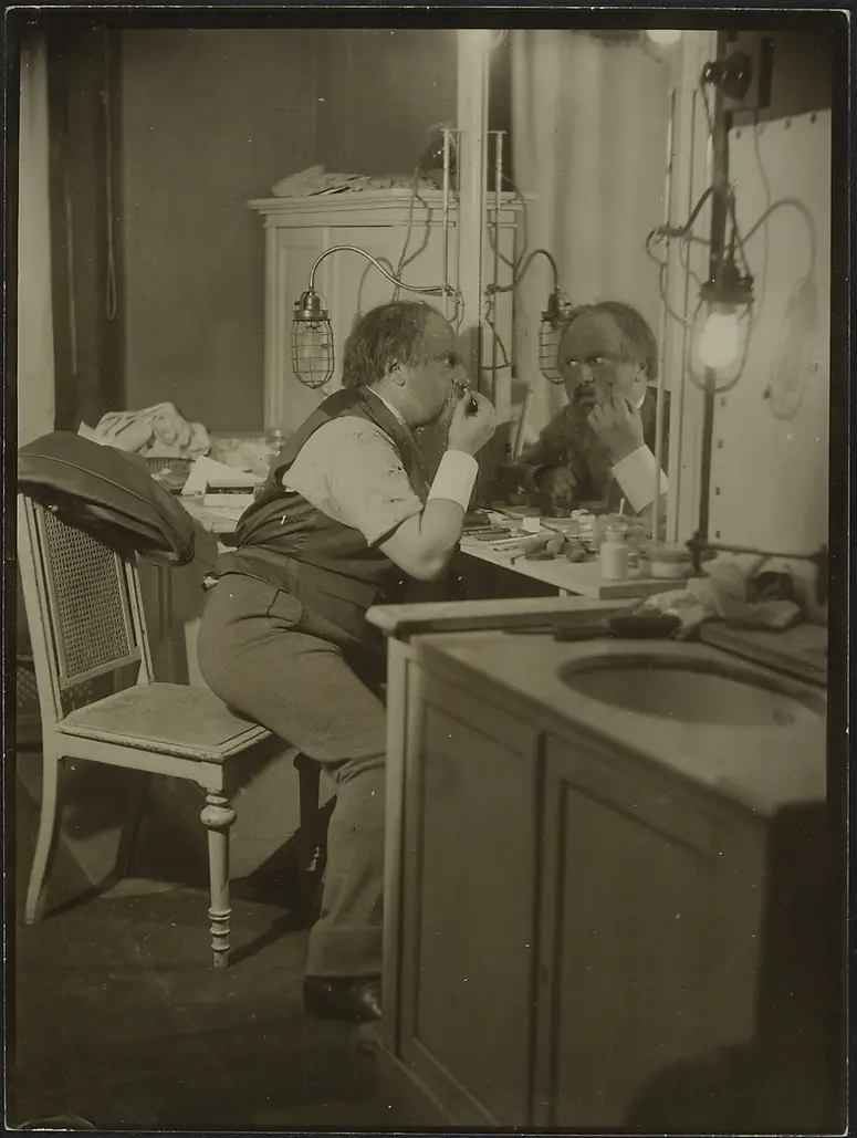 Victor Arnold