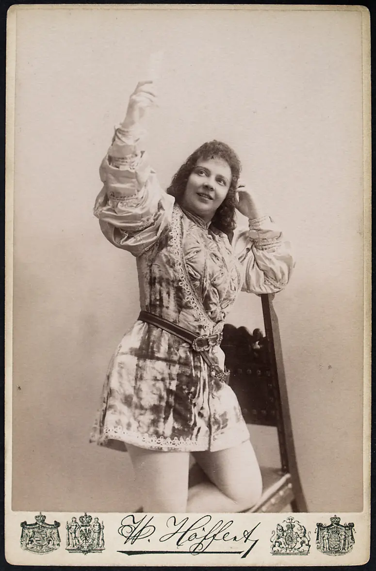 Irene von Chavanne, Verweis auf Stücktitel: Lucretia Borgia
