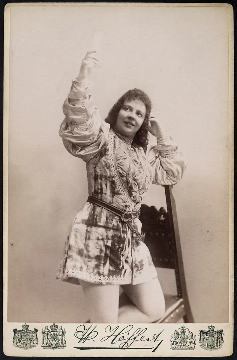 Irene von Chavanne, Verweis auf Stücktitel: Lucretia Borgia