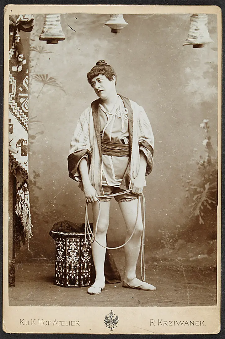Karl Streitmann, Verweis auf Stücktitel: Der Mikado oder Ein Tag in Titipu
