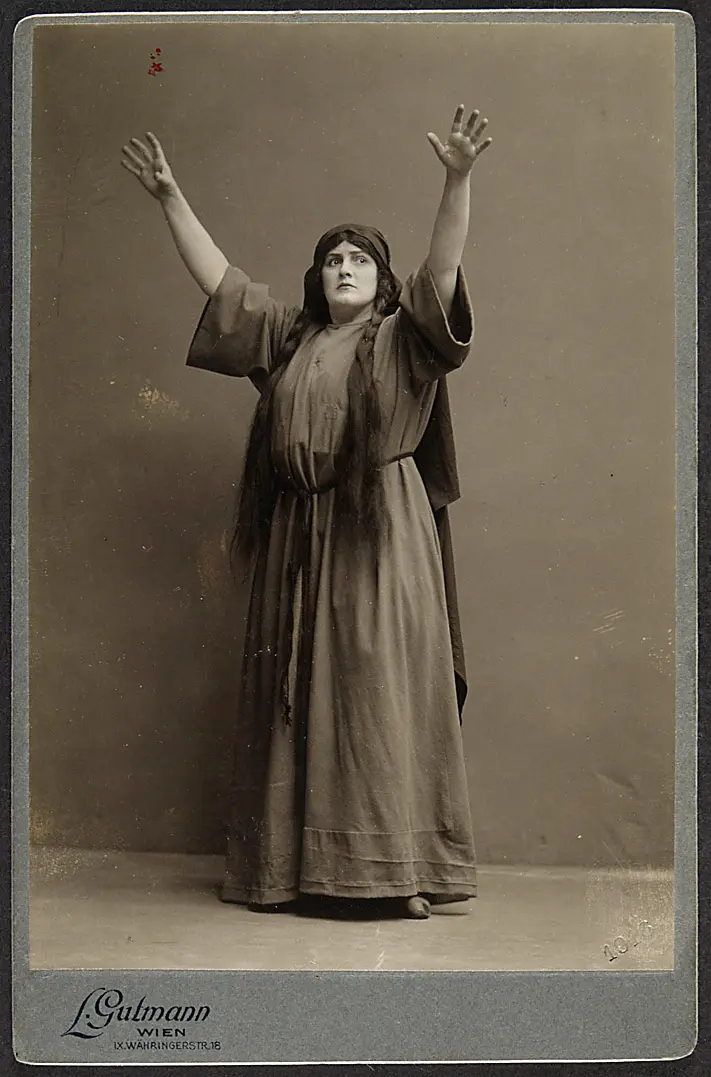 Marie Ranzenberg, Verweis auf Stücktitel: Lohengrin