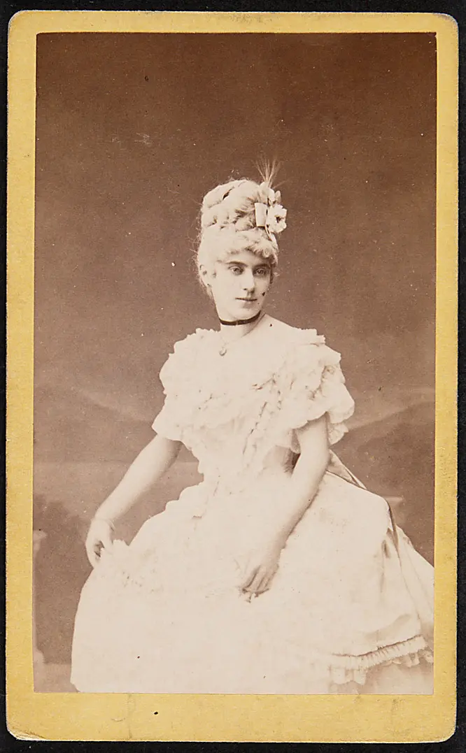 Emma Allesch