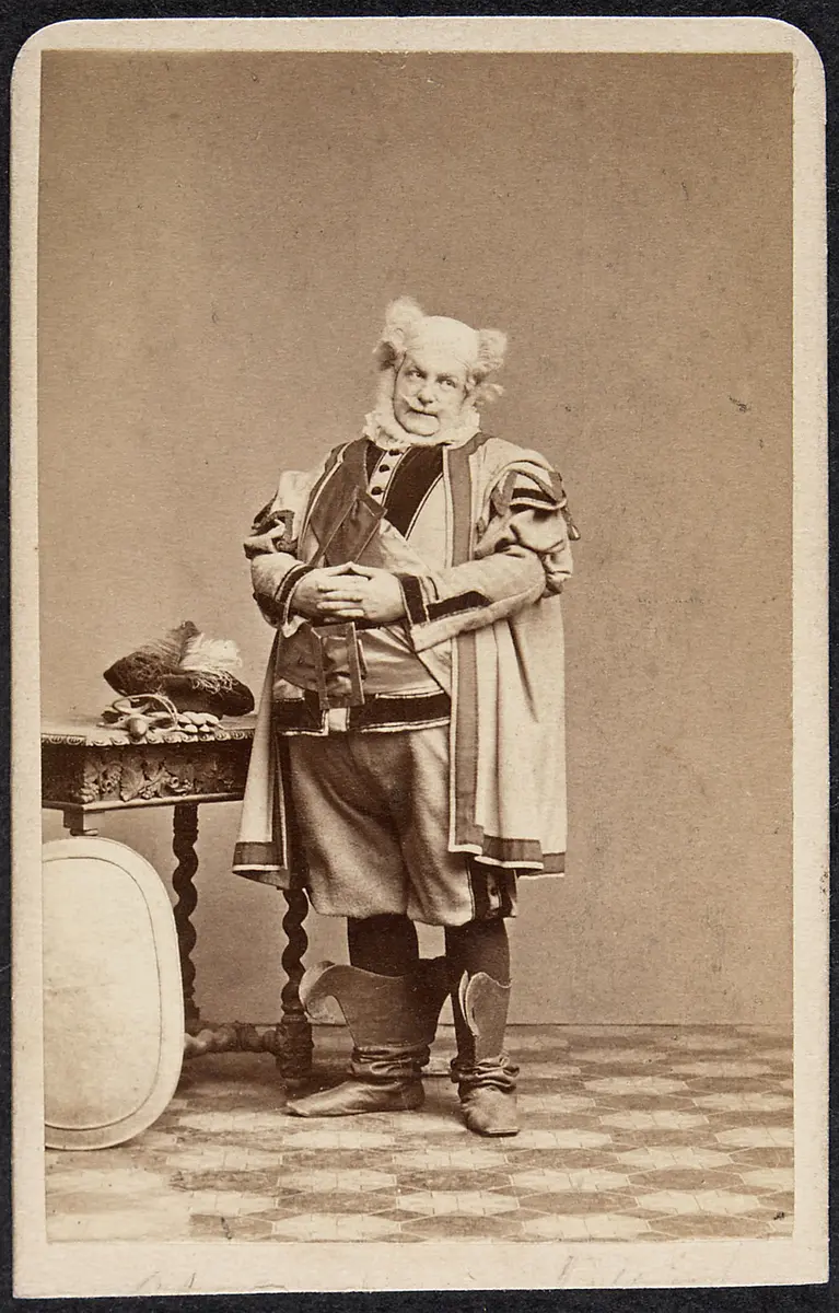 Hr. Oberländer, Verweis auf Stücktitel: Die lustigen Weiber von Windsor