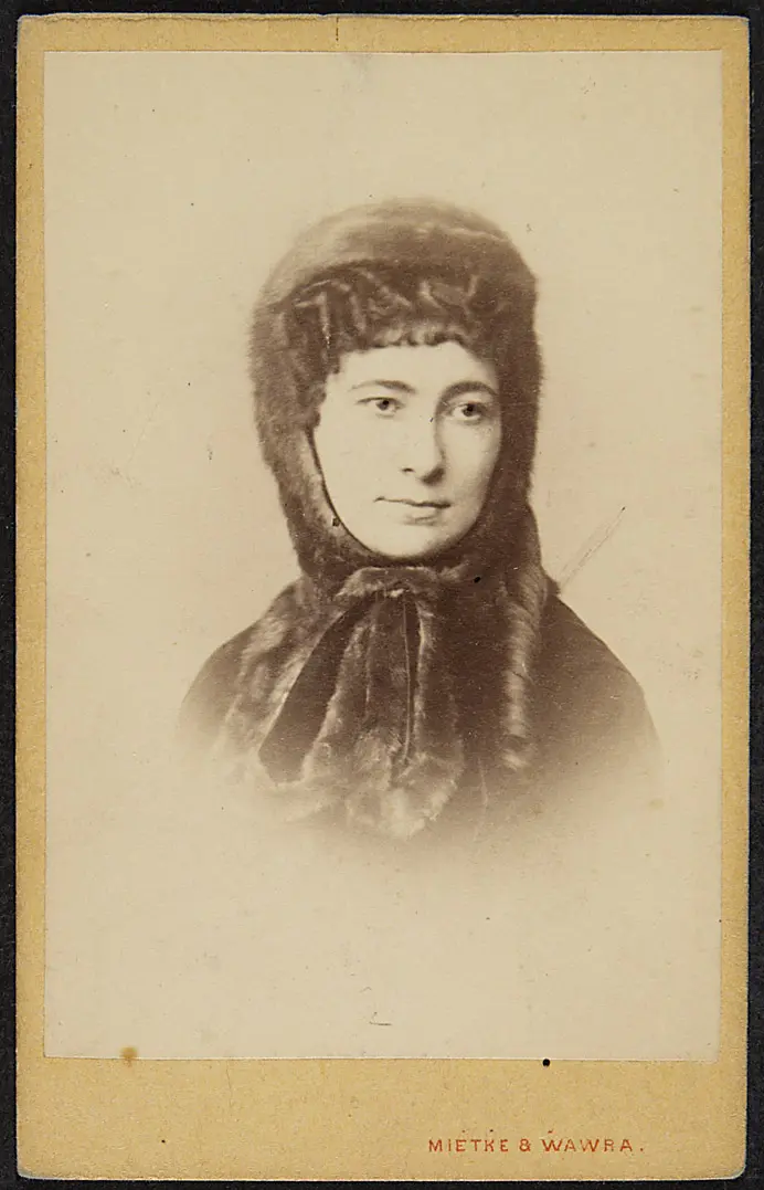 Charlotte Wolter