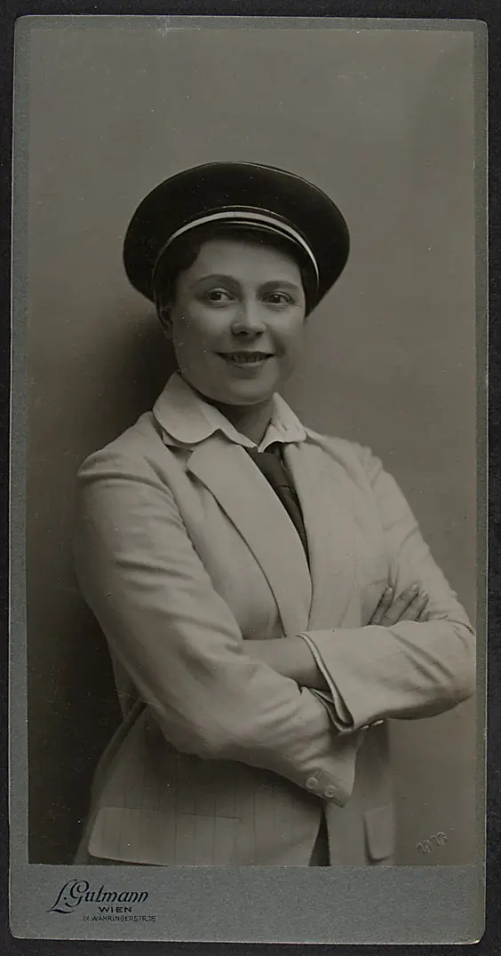 Louise Kartousch