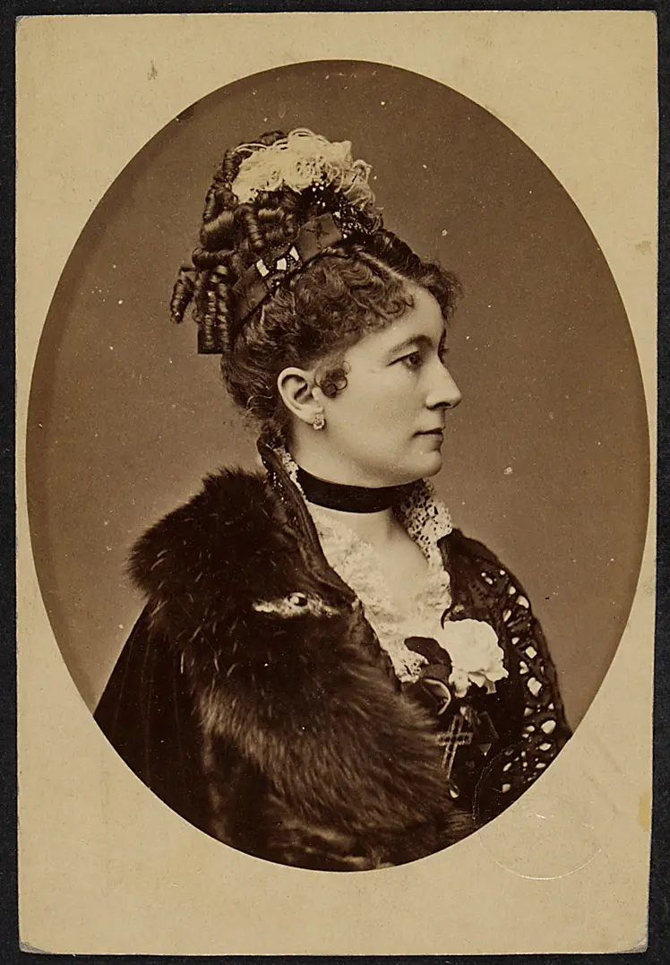 Charlotte Wolter