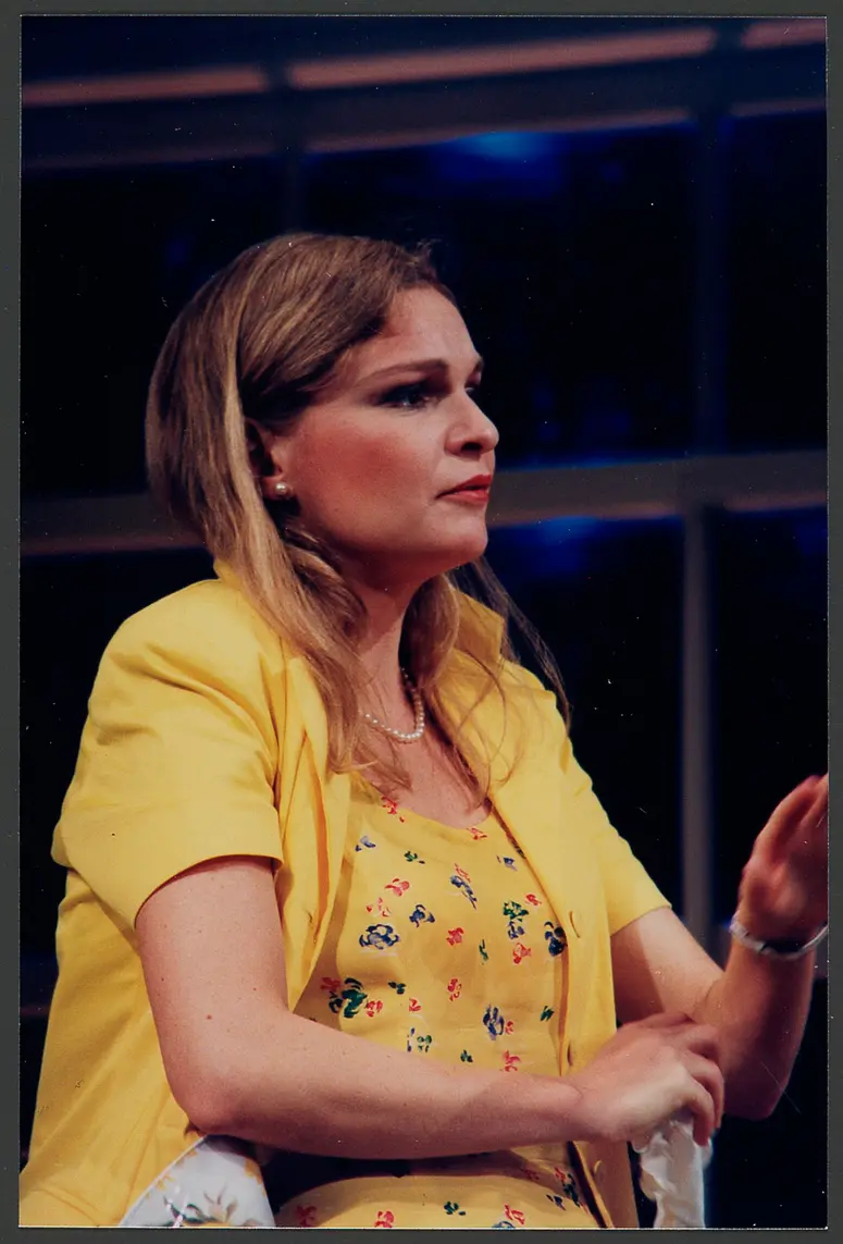 Mirjam Ploteny, Verweis auf Stücktitel: Ein ungleiches Paar