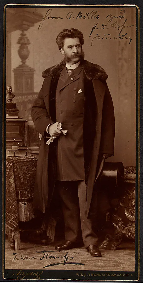 Strauß
