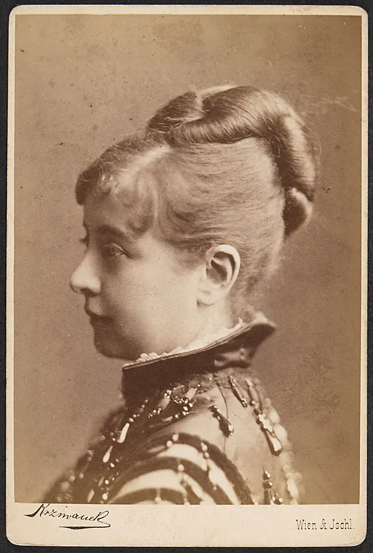 Pauline Lucca