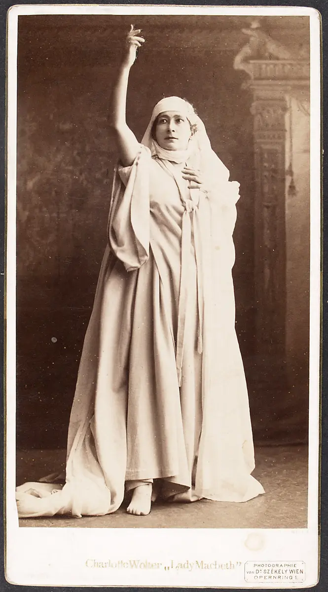 Charlotte Wolter