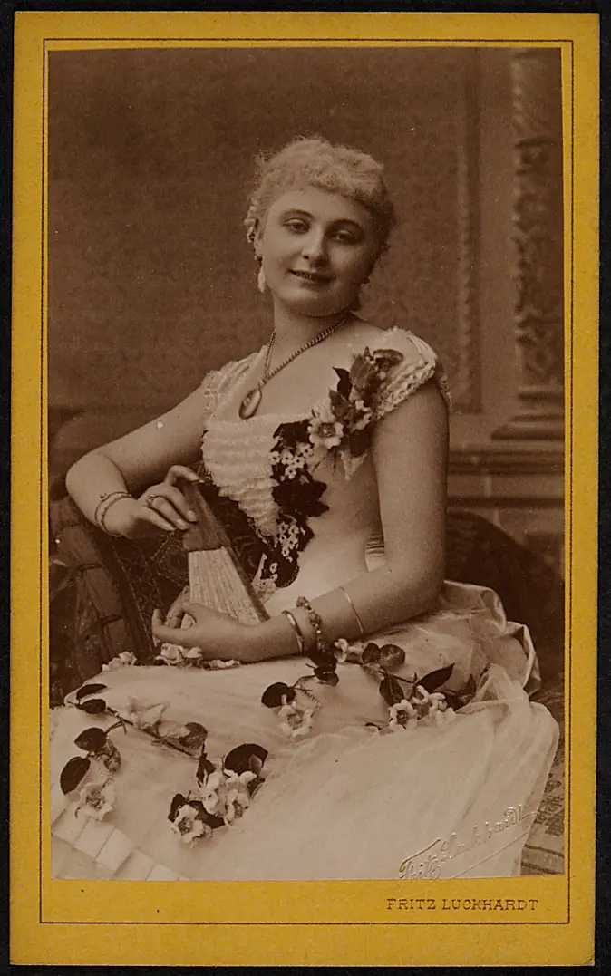 Jenny Gross