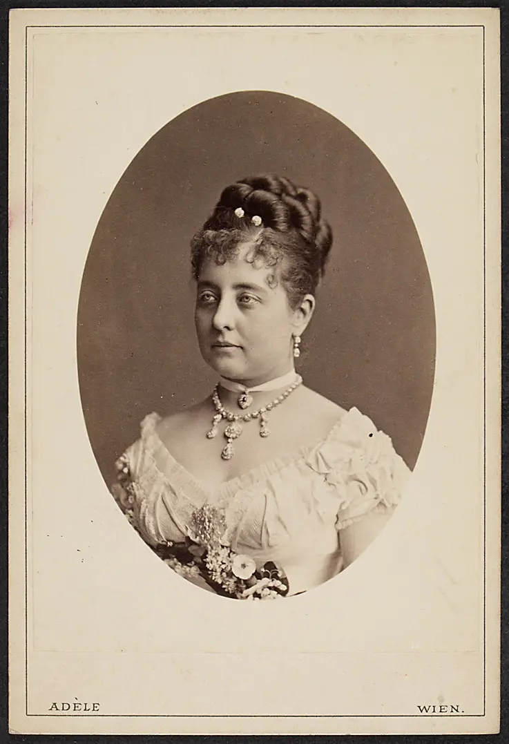 Pauline Lucca