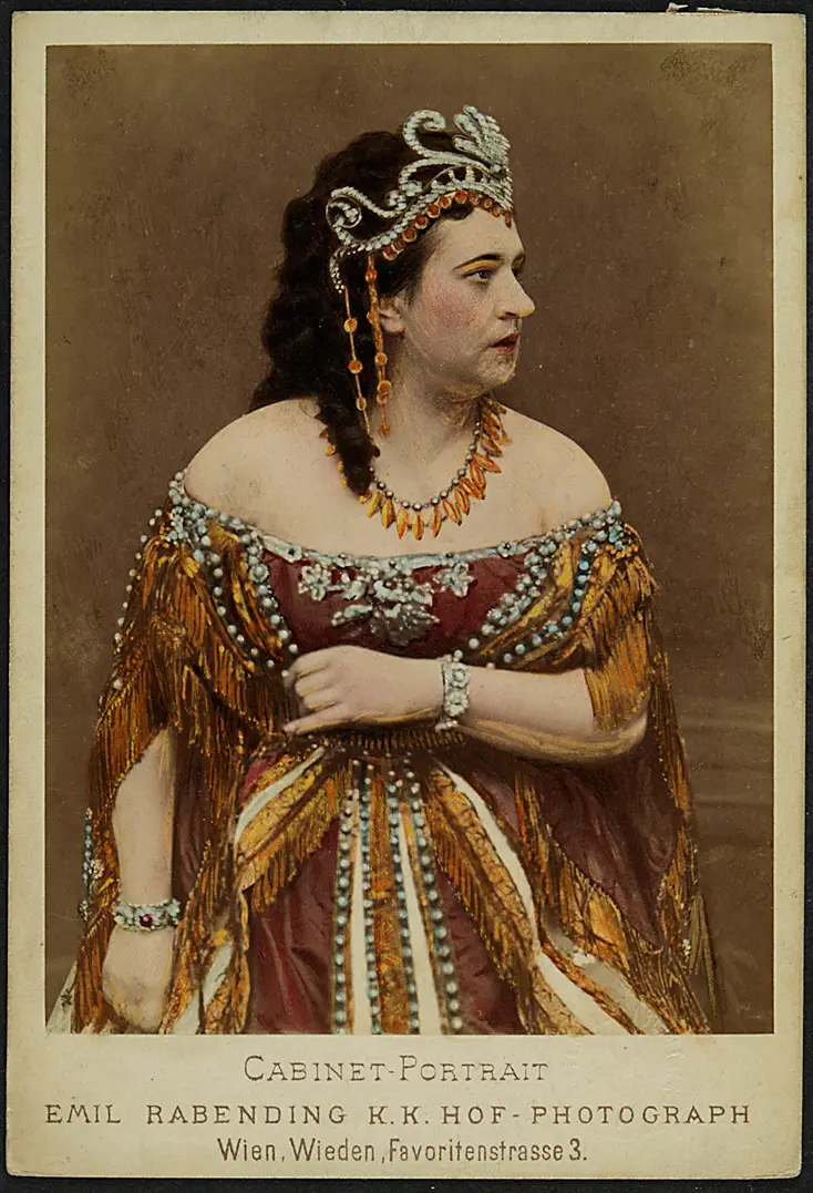 Louise Dustmann, Verweis auf Stücktitel: Armide