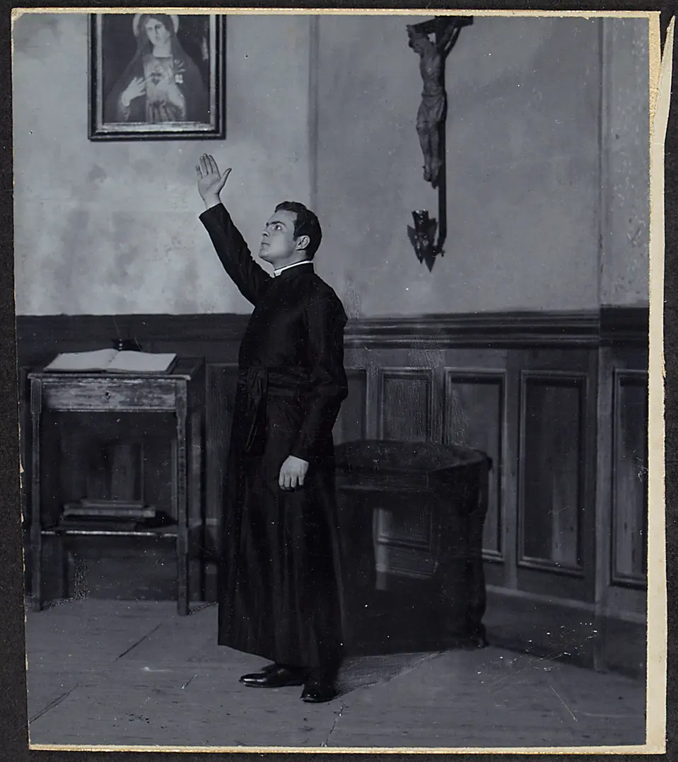 Hans Lackner, Verweis auf Stücktitel: Liebessünden