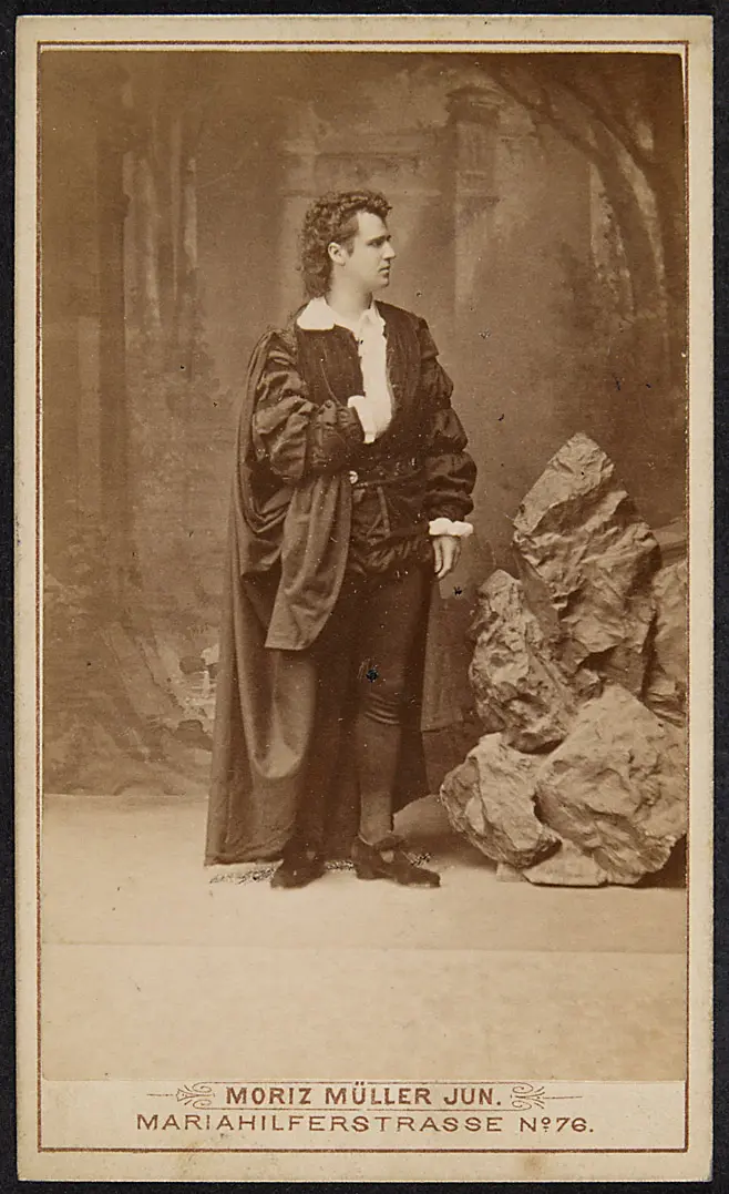 Emerich Robert, Verweis auf Stücktitel: Hamlet
