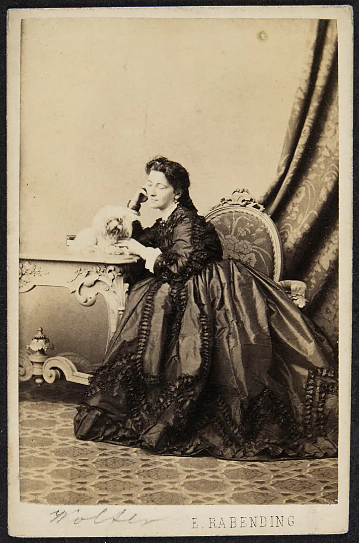 Charlotte Wolter