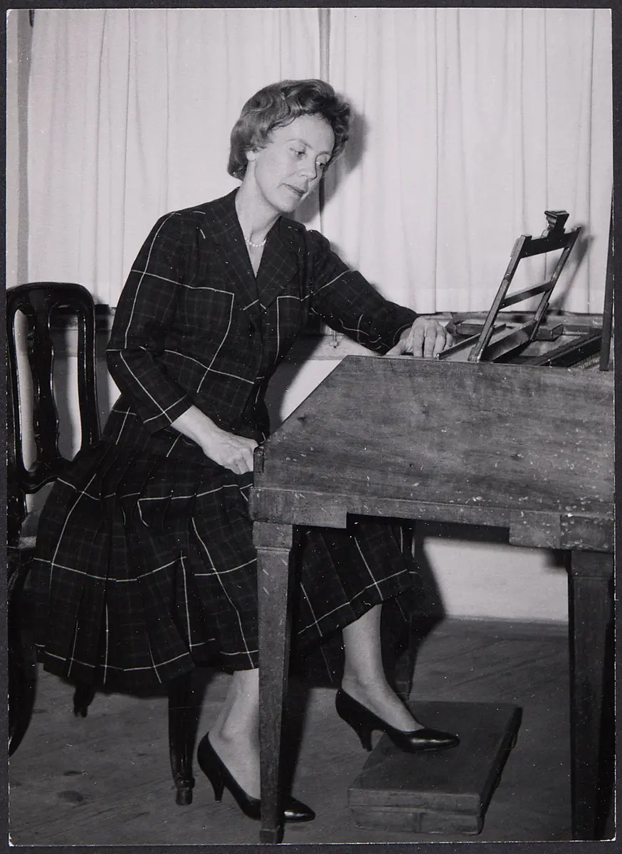 Monique de Brucholerie