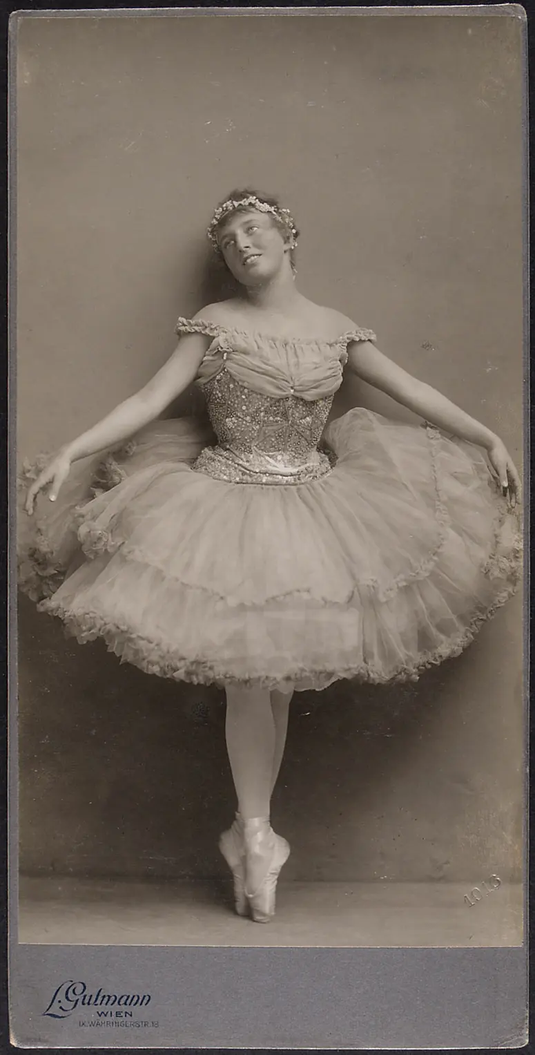 Adele Krausenecker