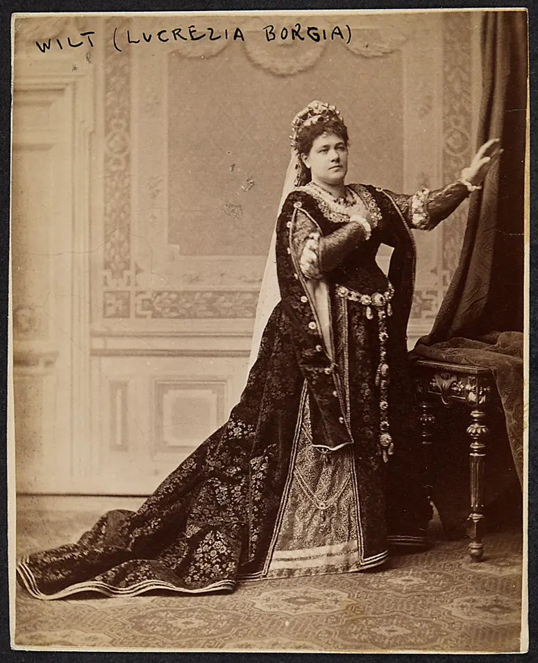 Marie Wilt, Verweis auf Stücktitel: Lucrezia Borgia