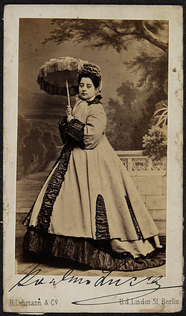 Pauline Lucca