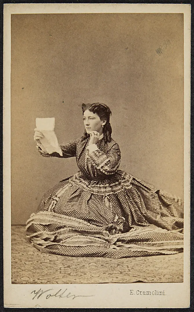 Charlotte Wolter
