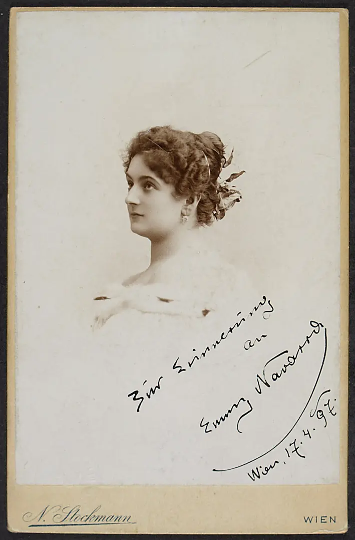 Emmy Navarra