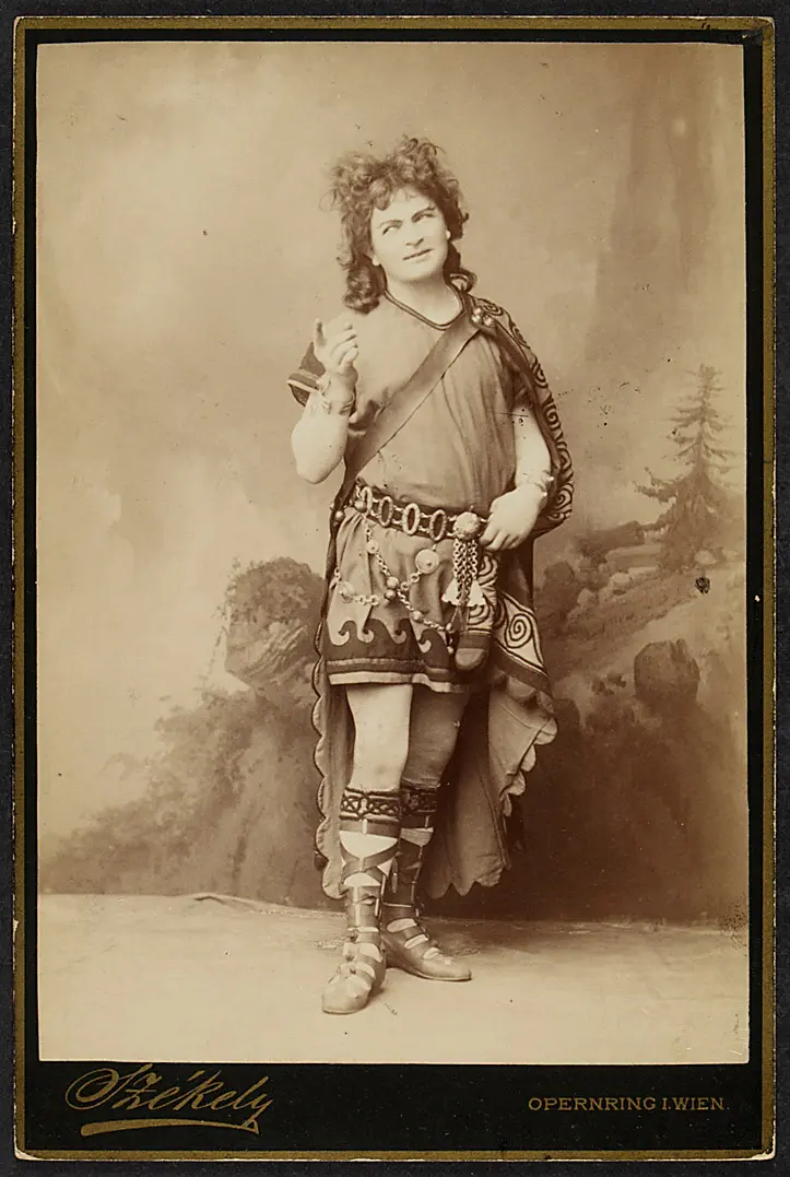 Anton Schittenhelm, Verweis auf Stücktitel: Das Rheingold