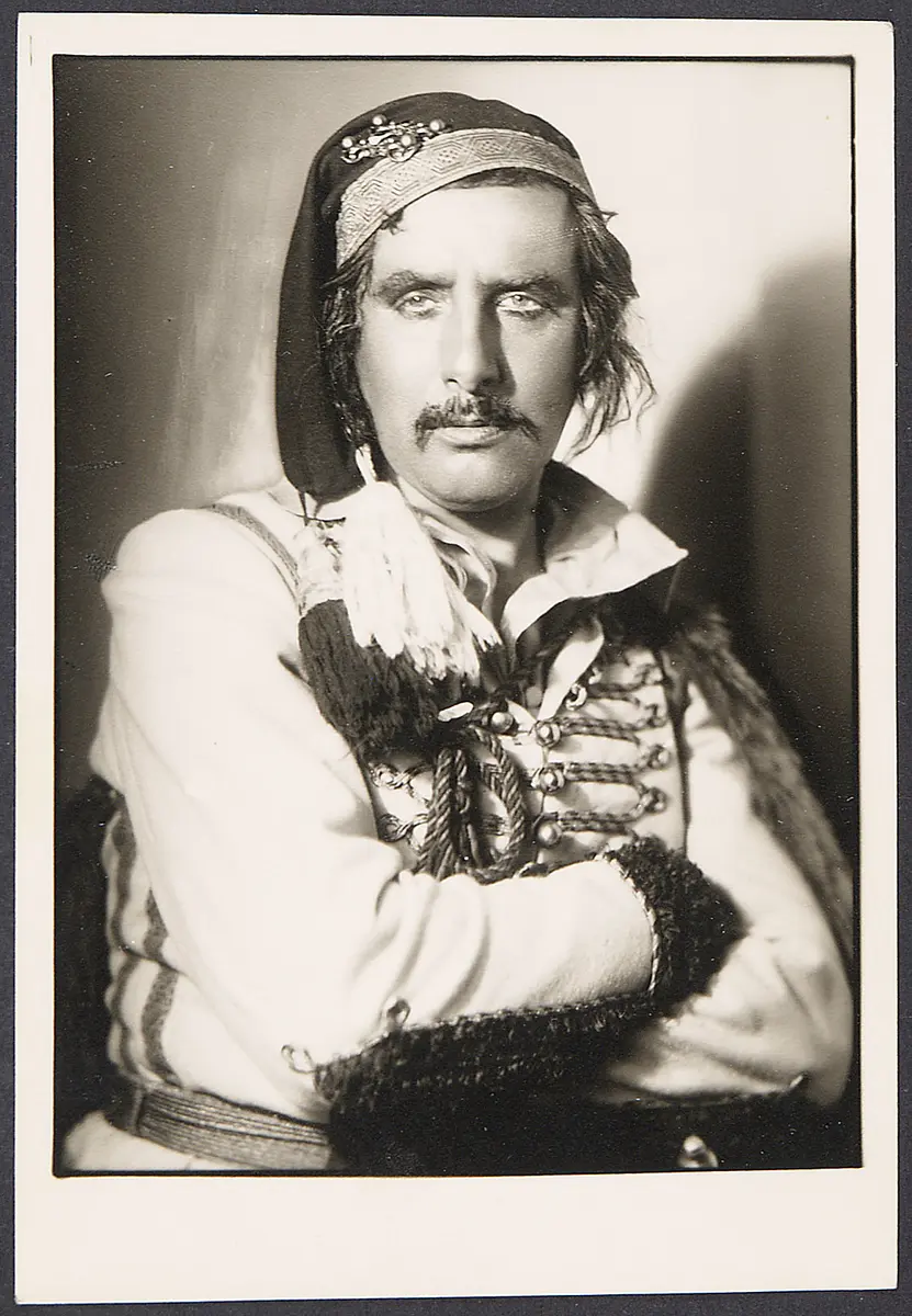 Fred Hennings, Verweis auf Stücktitel: Baron Trenck, der Pandur