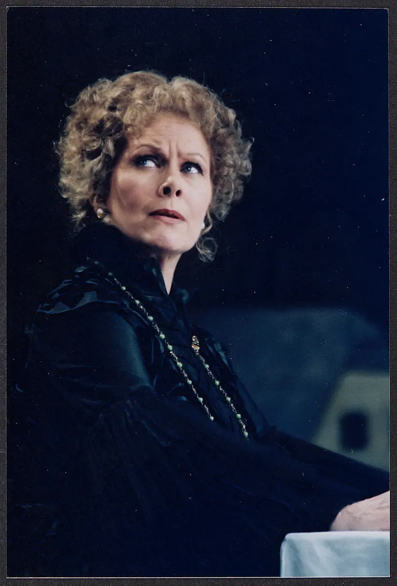 Gabriele Jacoby, Verweis auf Stücktitel: Fisch zu viert