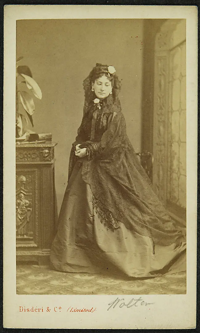 Charlotte Wolter