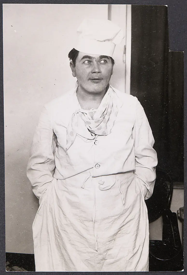 Oskar Homolka, Verweis auf Stücktitel: Dorothea Angermann