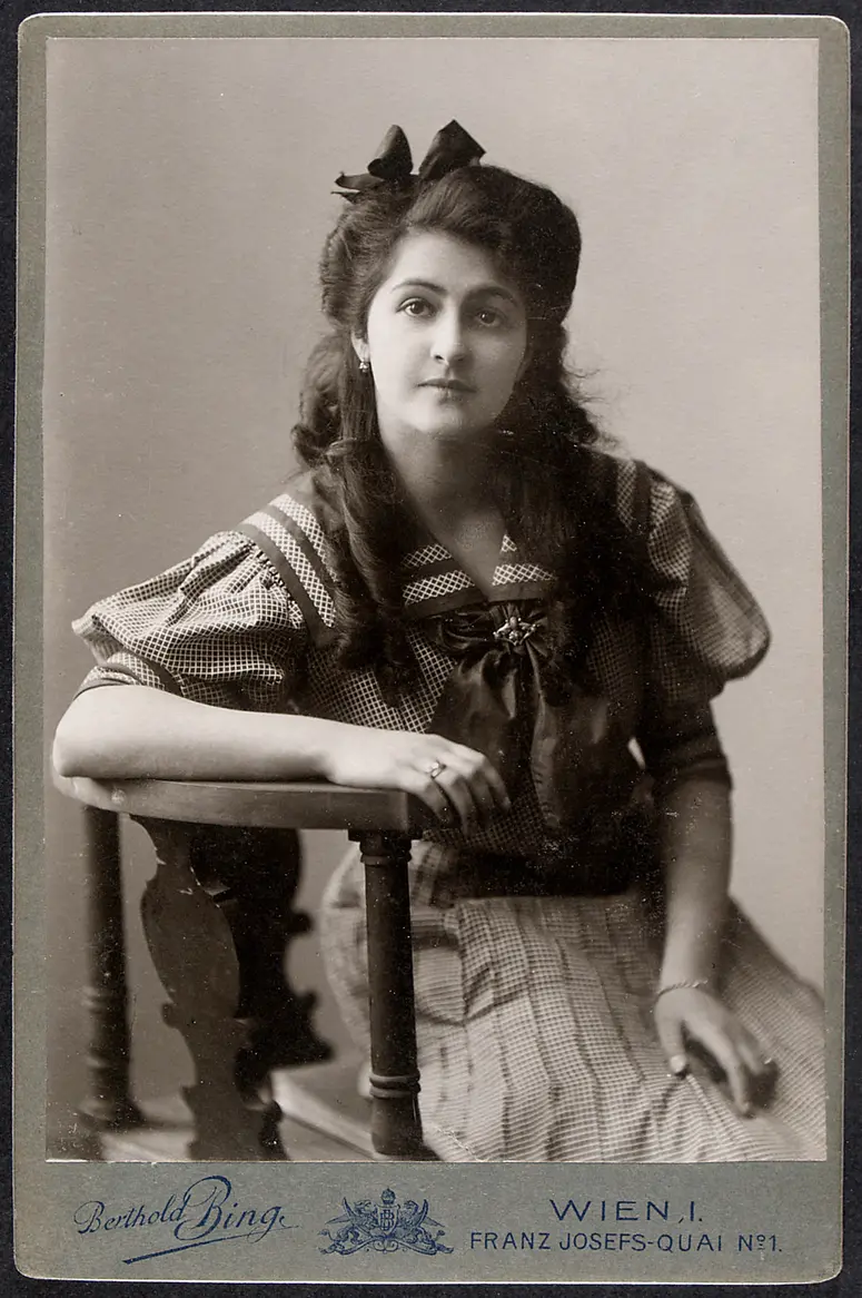 Mela Schwarz