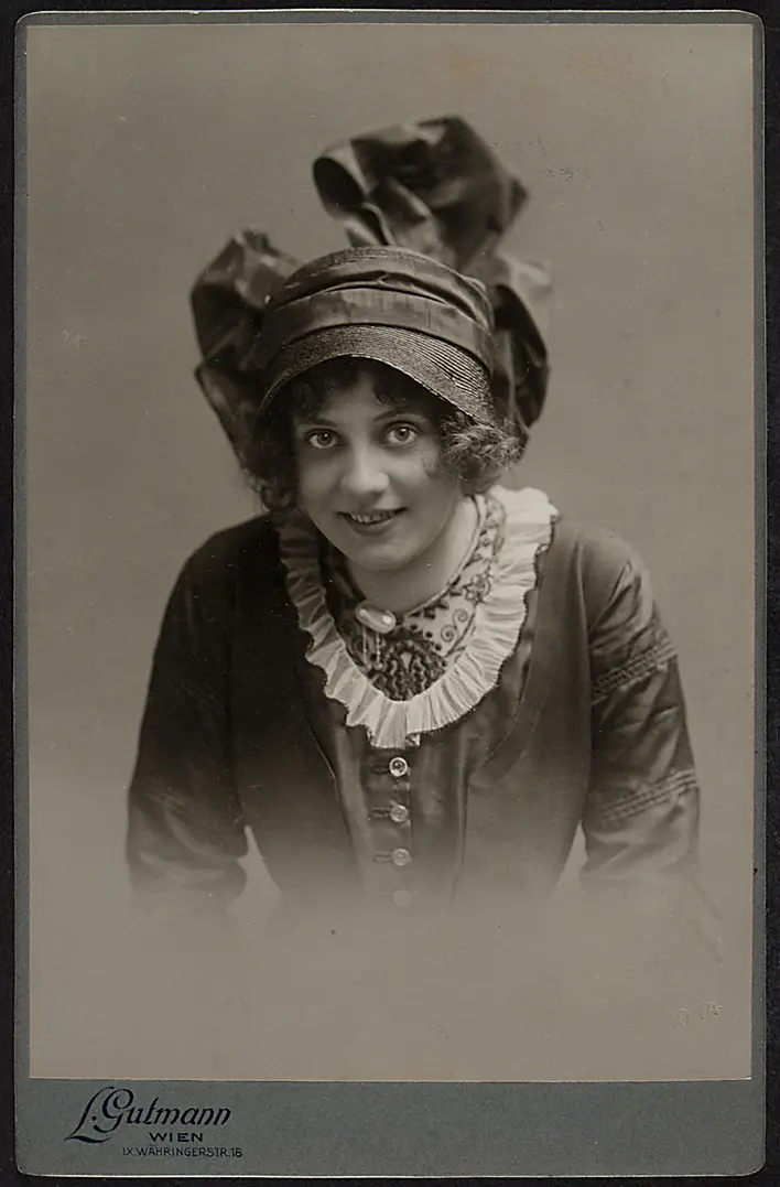 Claire Kretschmer