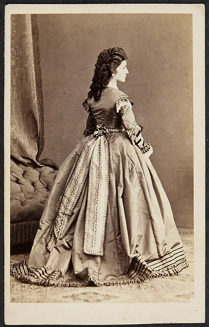 Charlotte Wolter