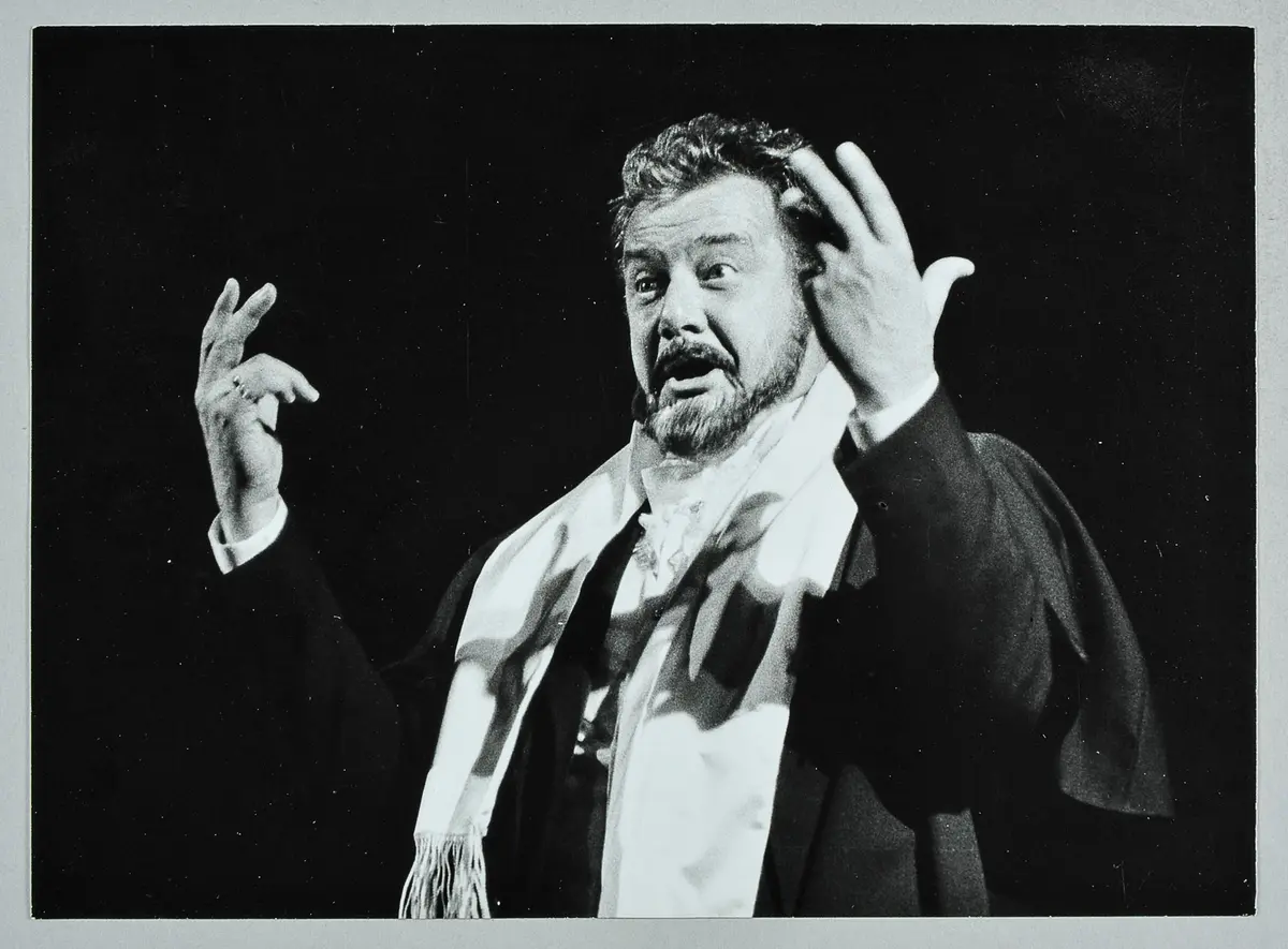 Rudolf Strobl, Verweis auf Stücktitel: Meine Nichte Susanne