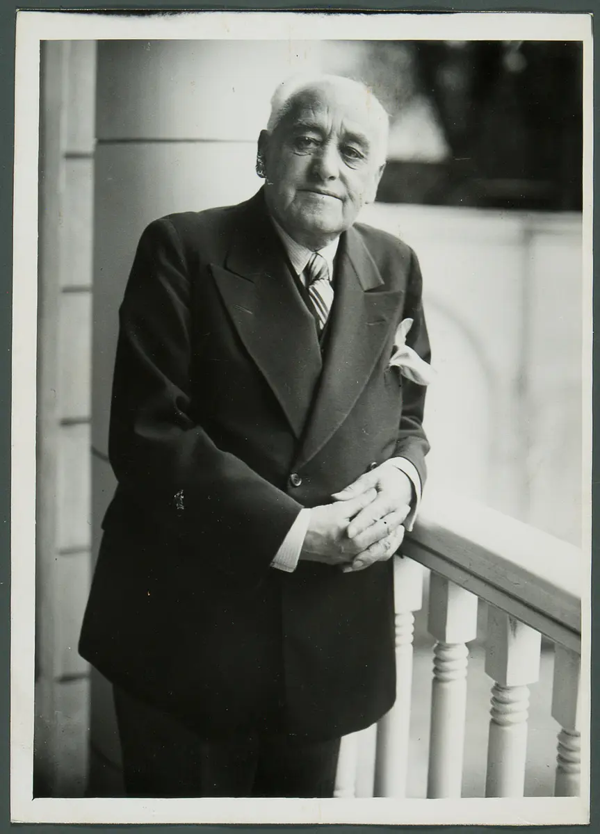 Viktor Leon