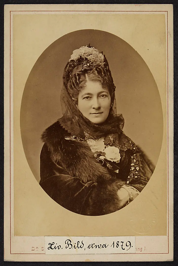Charlotte Wolter