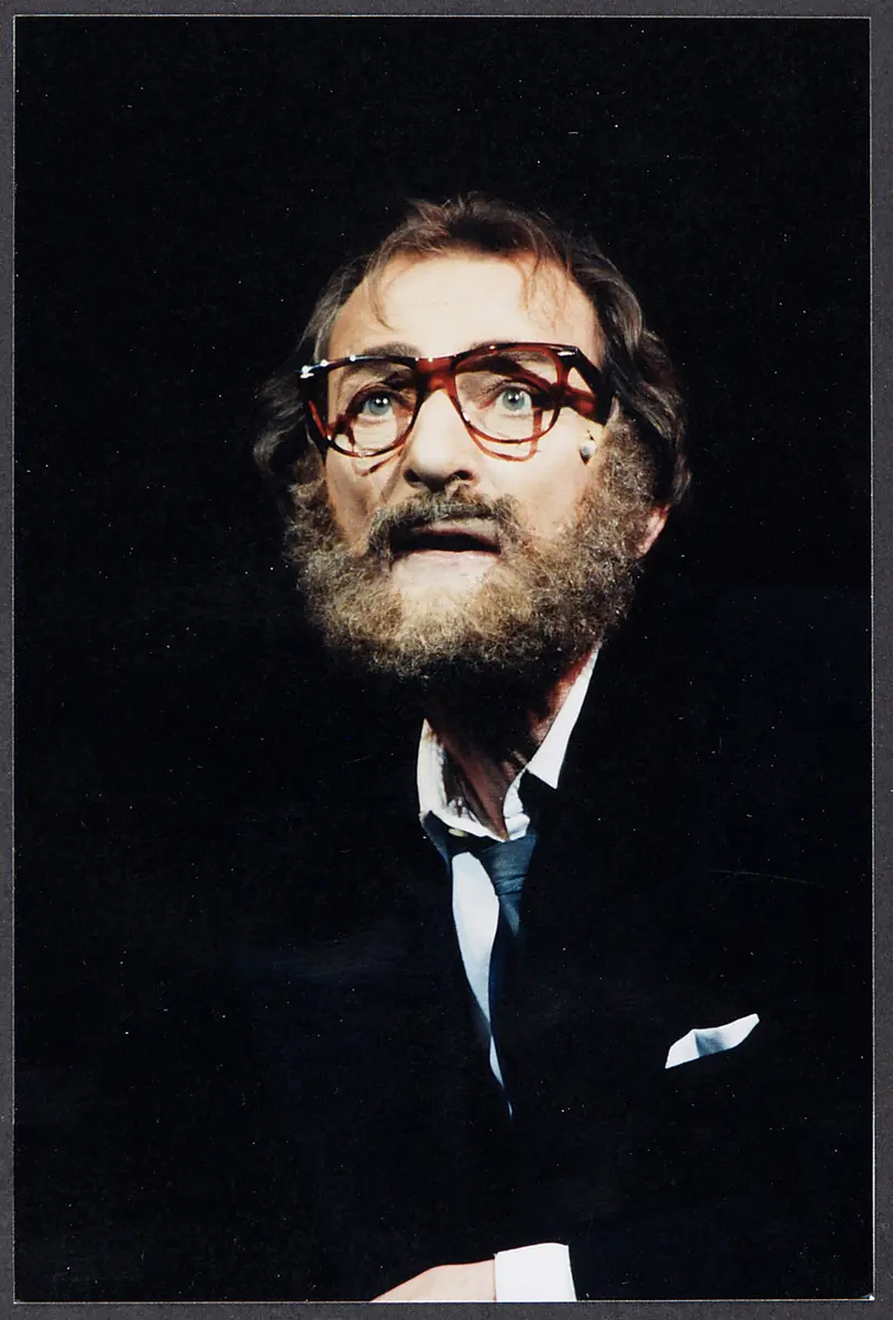 Ludwig Hirsch, Verweis auf Stücktitel: Irma la Douce