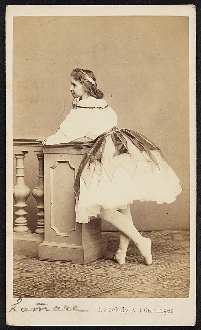 Henriette Lamarre