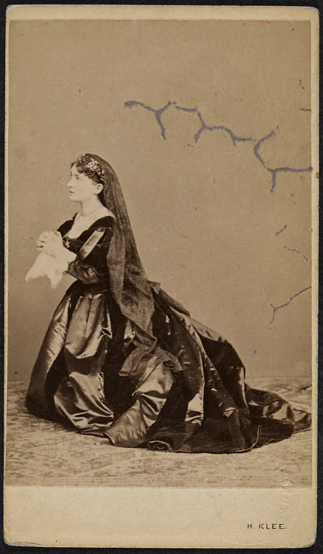 Charlotte Wolter