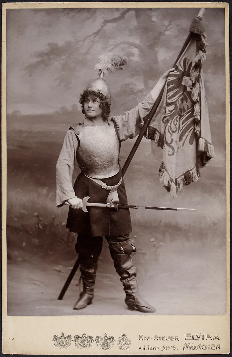 Frl. Brünner, Verweis auf Stücktitel: Die Jungfrau von Orleans