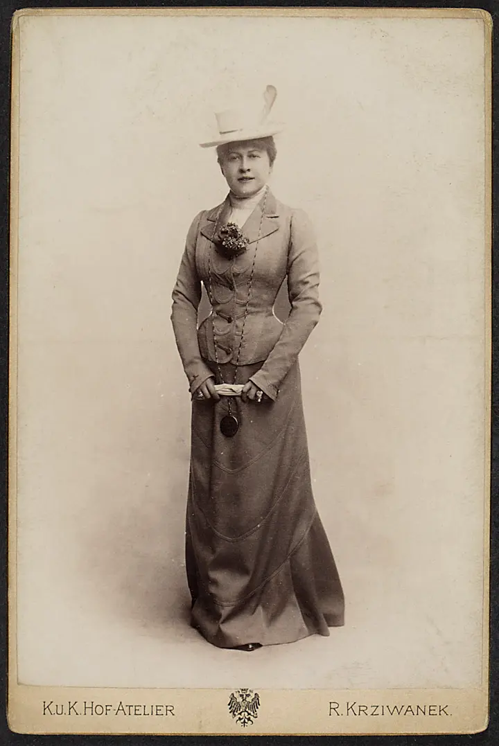 Betty Stojan