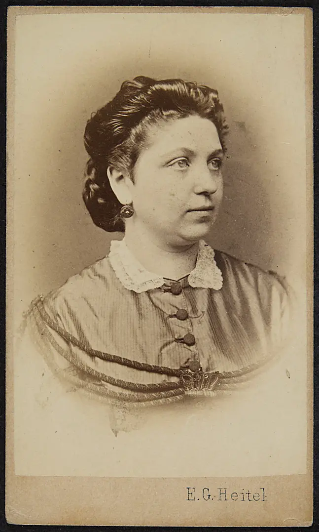 Anna Kratz