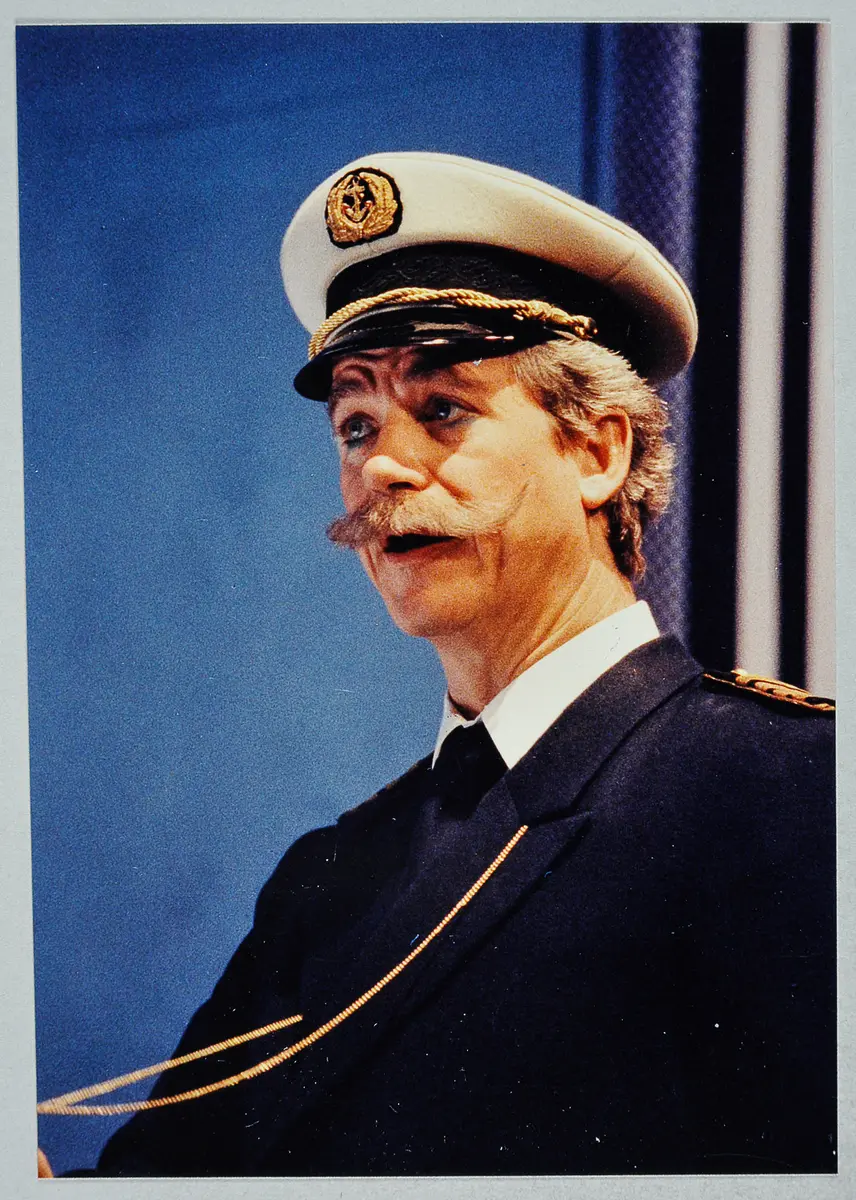 Thomas Stroux, Verweis auf Stücktitel: The Sound of Music