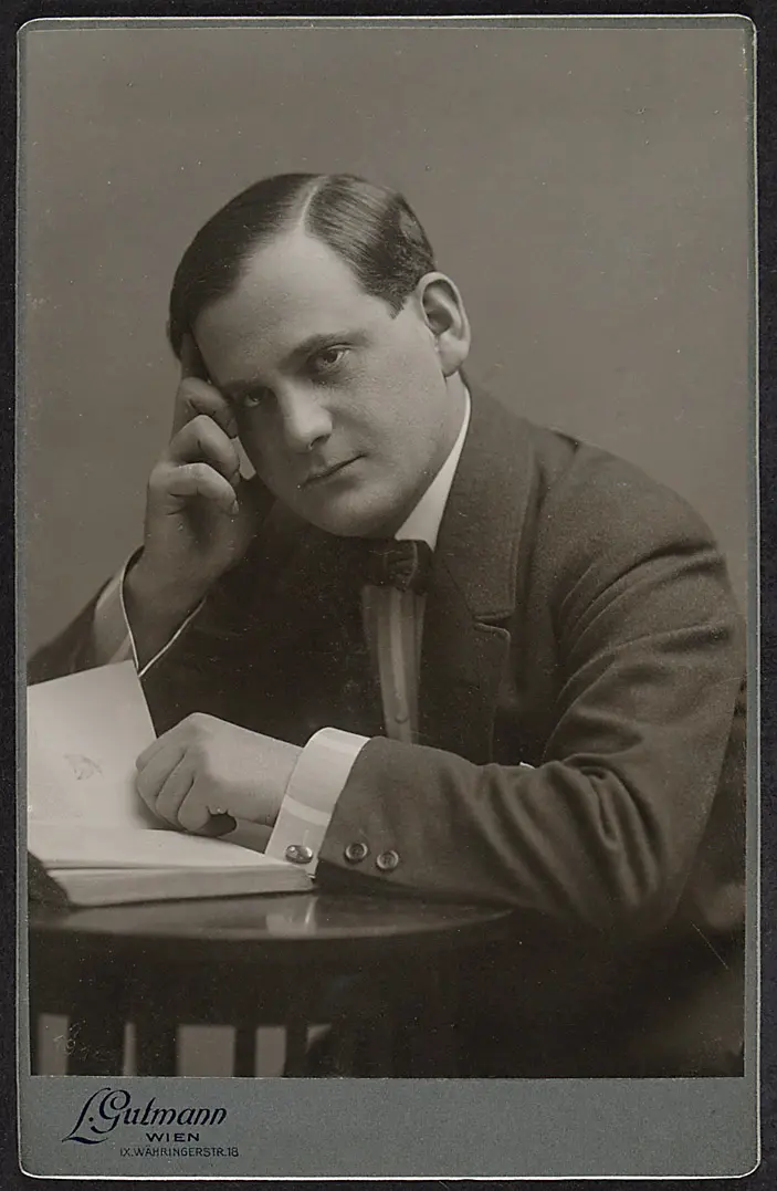 Marcel Noe